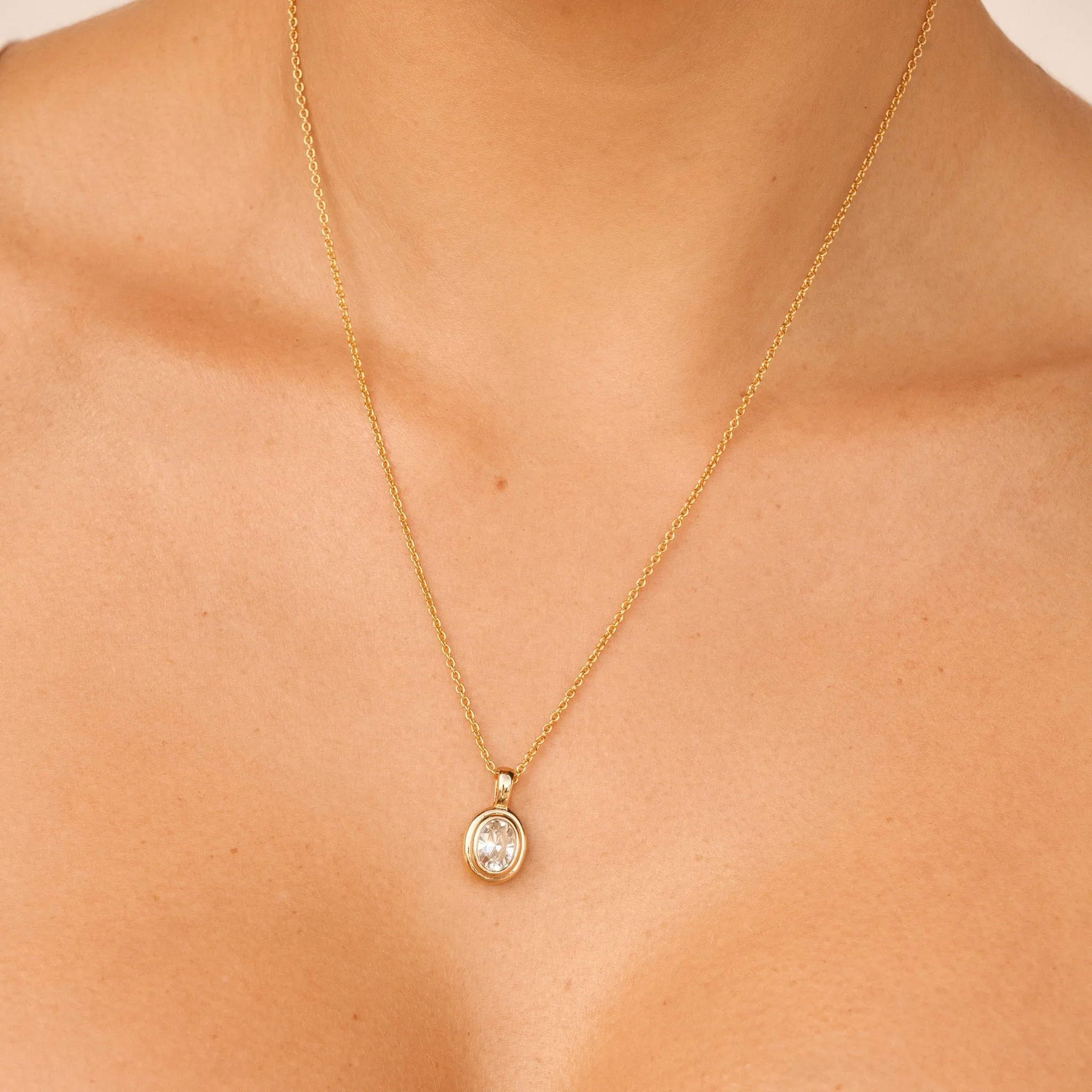 Ingrid Necklace - Crystal