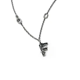 New Alphabet F Necklace [Black/White gems]